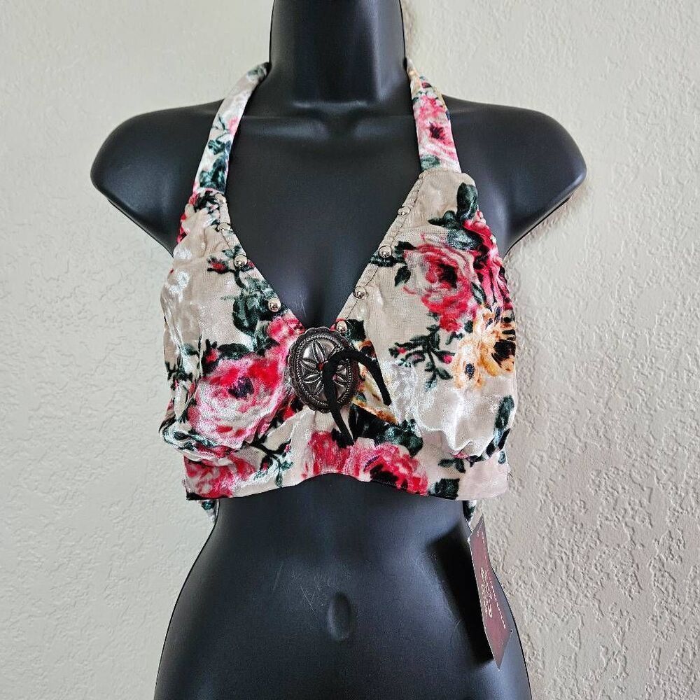 NWT Switchblade Stiletto Studded Velvet Crop Top with Concho